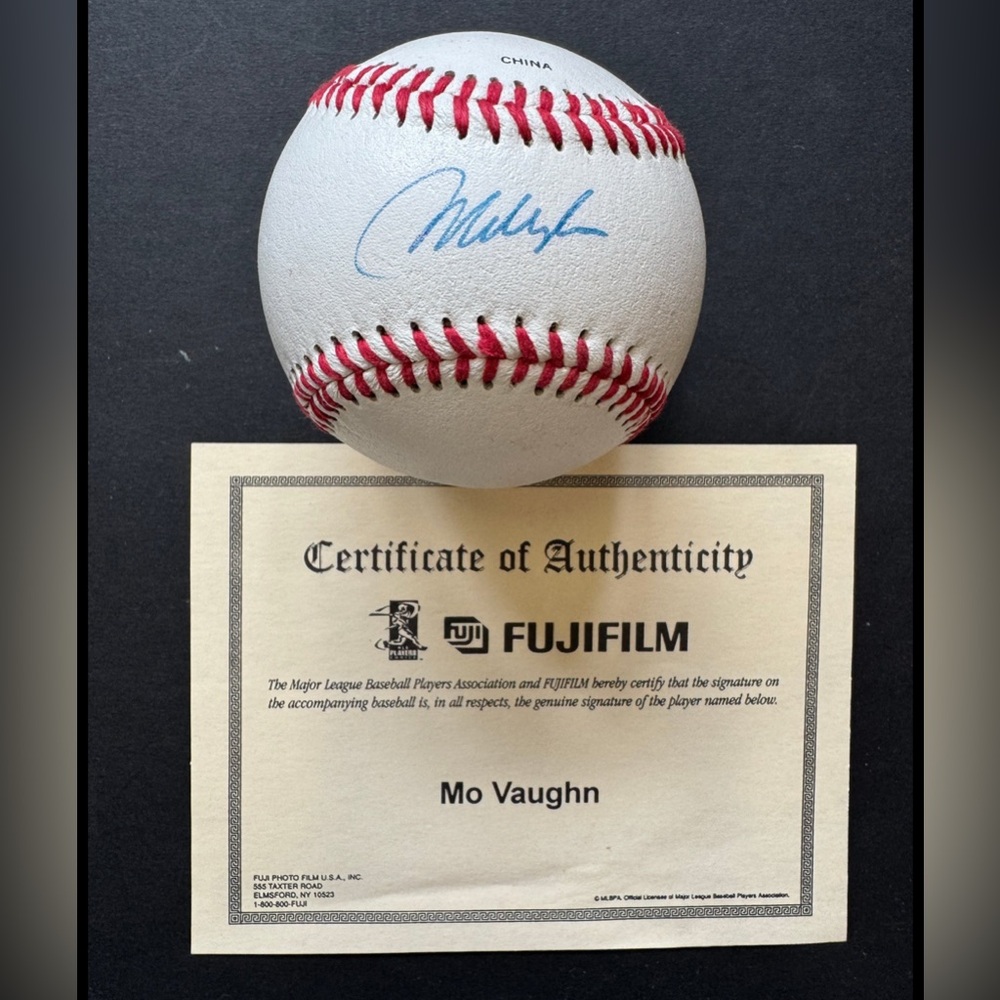 Mo Vaughn Autographed Baseball – Boston Red Sox – with COA